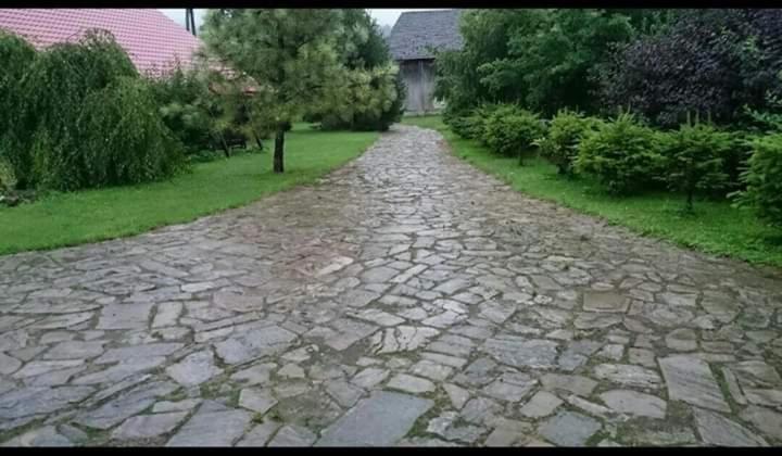 Agroturystyka W Ogrodach Sanok Exterior foto